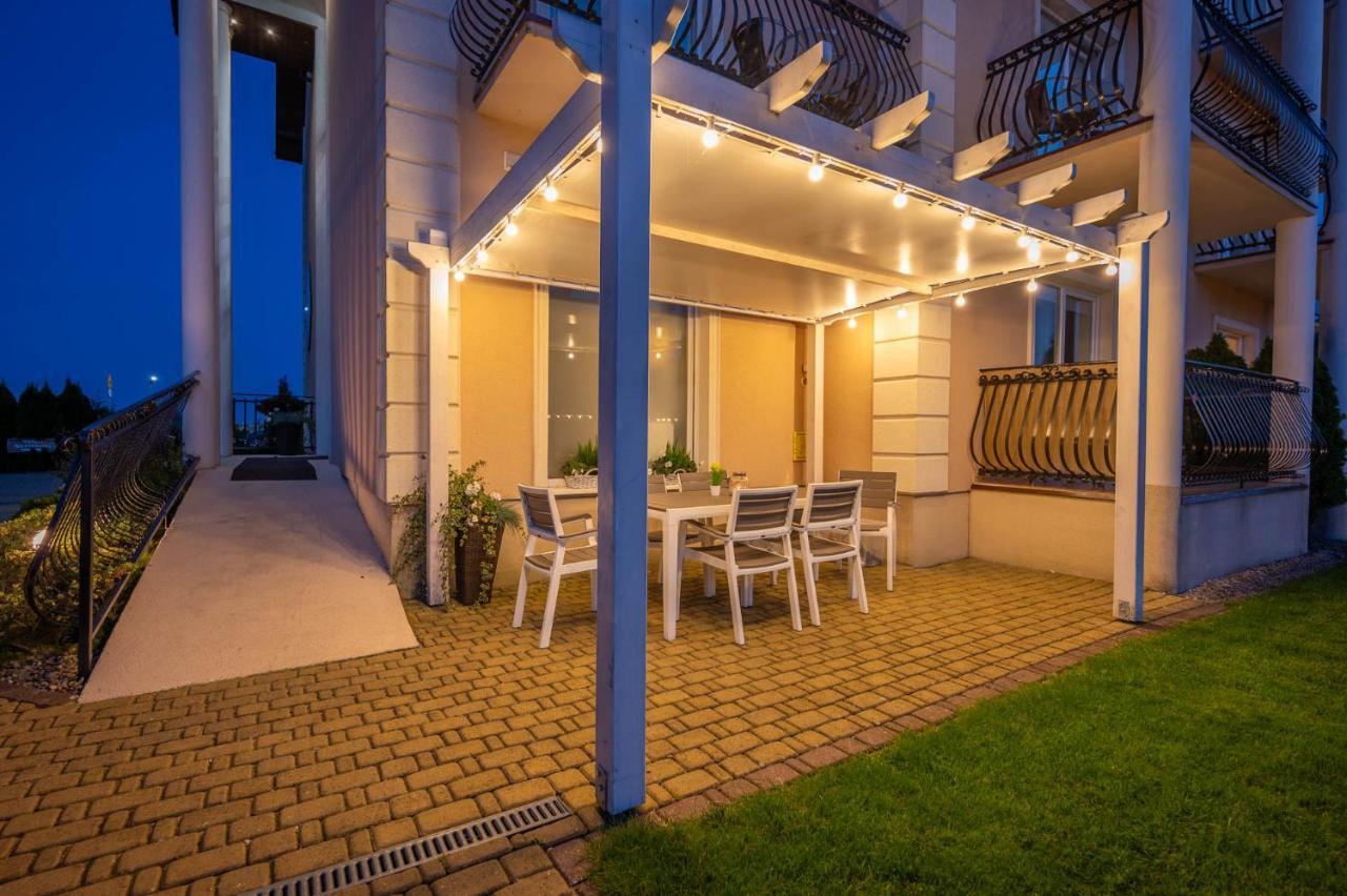 Pensjonat Marynarski - Apartamenty Darłówko Exteriér fotografie