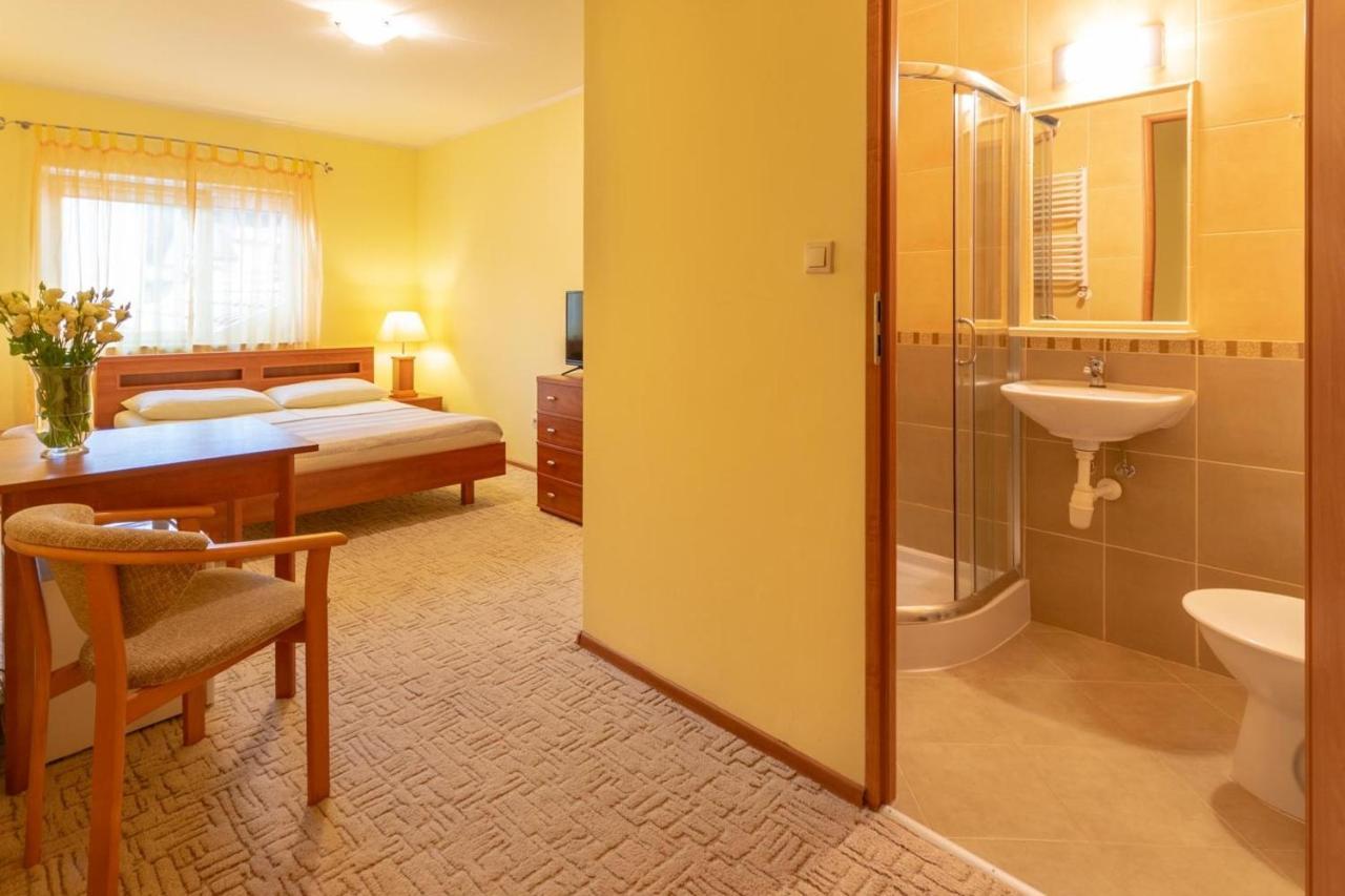 Pensjonat Marynarski - Apartamenty Darłówko Exteriér fotografie